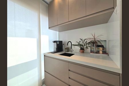 Apartamento à venda com 74m², 2 quartos e 1 vagaVaranda