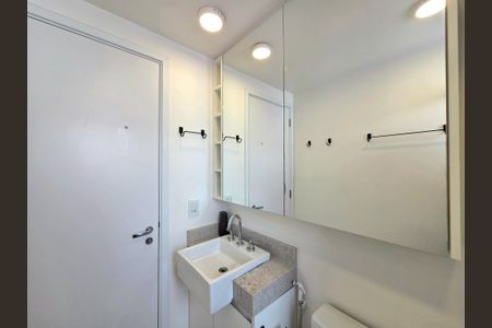 Apartamento à venda com 74m², 2 quartos e 1 vagaBanheiro da Suíte 1