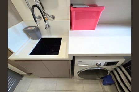 Apartamento à venda com 74m², 2 quartos e 1 vagaÁrea de Serviço