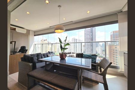 Apartamento à venda com 74m², 2 quartos e 1 vagaVaranda