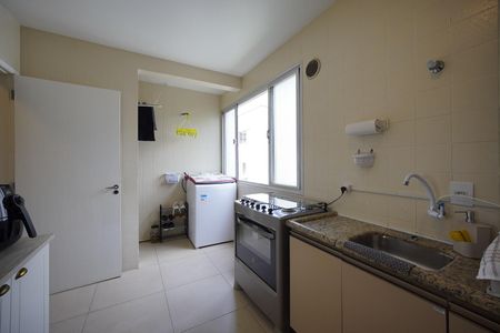 Apartamento para alugar com 80m², 2 quartos e 1 vagaCozinha