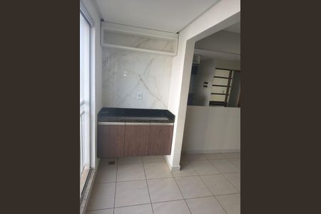 Apartamento para alugar com 60m², 2 quartos e 1 vagaVaranda