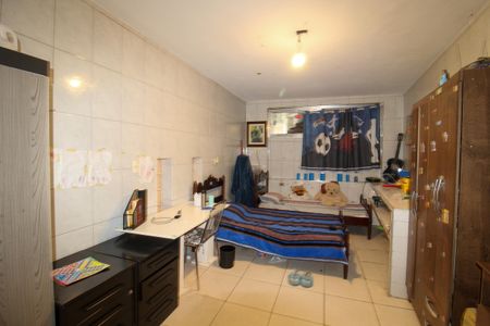 Casa para alugar com 160m², 4 quartos e 1 vaga Casa para alugar com 160m², 4 quartos e 1 vagaQuarto 4