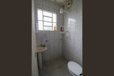 Casa para alugar com 160m², 4 quartos e 1 vaga Casa para alugar com 160m², 4 quartos e 1 vagaBanheiro de serviço