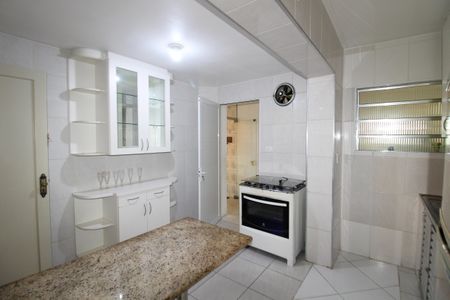 Casa para alugar com 160m², 4 quartos e 1 vaga Casa para alugar com 160m², 4 quartos e 1 vagaCozinha