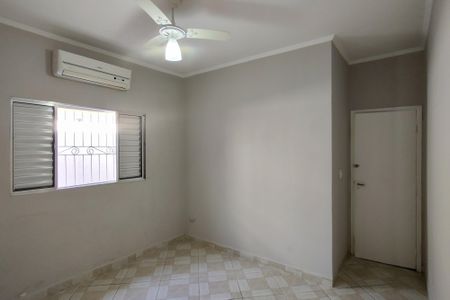 Quarto de casa para alugar com 2 quartos, 90m² em Vila Caiçara, Praia Grande