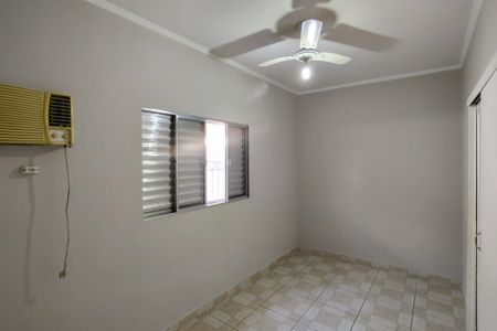 Quarto 2 de casa para alugar com 2 quartos, 90m² em Vila Caiçara, Praia Grande
