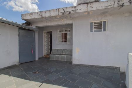 Casa para alugar com 250m², 2 quartos e sem vagaQuintal