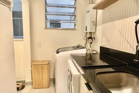 Apartamento para alugar com 150m², 3 quartos e 1 vagaÁrea de Serviço