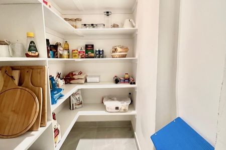 Apartamento para alugar com 150m², 3 quartos e 1 vagaDespensa 