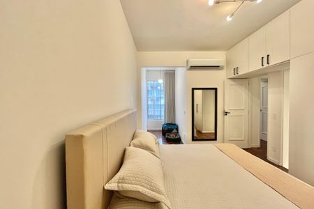 Apartamento para alugar com 150m², 3 quartos e 1 vagaSuite 