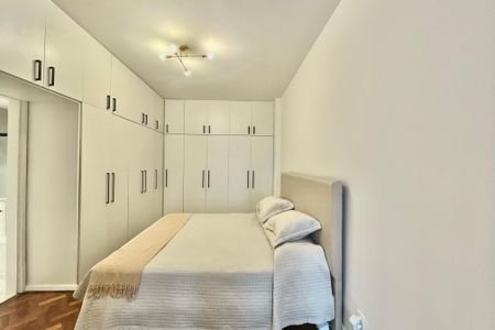 Apartamento para alugar com 150m², 3 quartos e 1 vagaSuite 