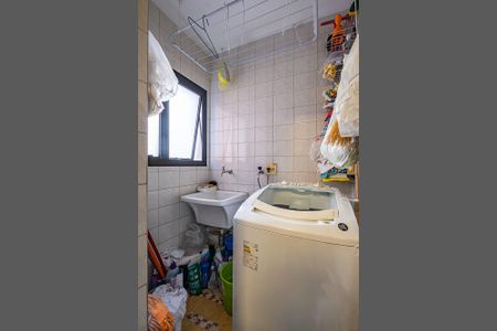 Apartamento à venda com 70m², 2 quartos e 2 vagasLavanderia