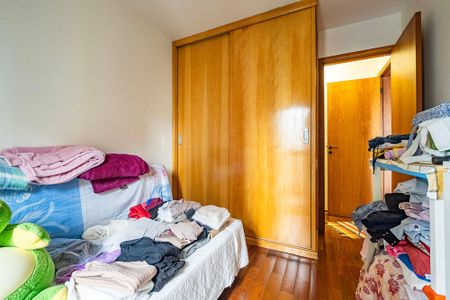 Apartamento à venda com 70m², 2 quartos e 2 vagasQuarto 2