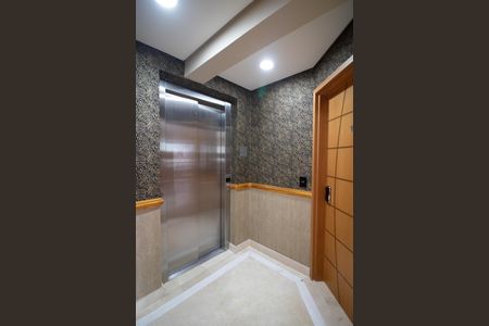 Apartamento para alugar com 130m², 4 quartos e 3 vagas