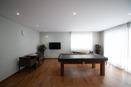 Apartamento para alugar com 130m², 4 quartos e 3 vagas