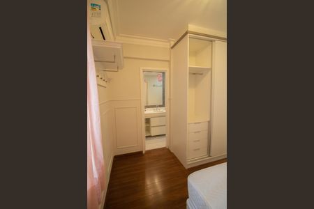 Apartamento para alugar com 130m², 4 quartos e 3 vagas
