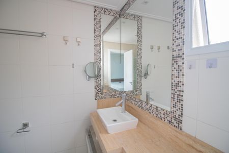 Apartamento para alugar com 130m², 4 quartos e 3 vagas