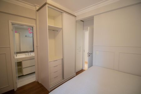 Apartamento para alugar com 130m², 4 quartos e 3 vagas