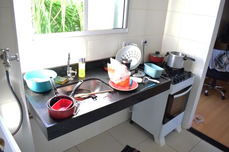 Cozinha de apartamento para alugar com 2 quartos, 50m² em Chácaras Hipica, Ribeirão Preto
