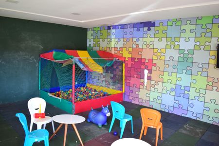 Apartamento para alugar com 50m², 2 quartos e sem vagaBrinquedoteca