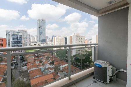 Varanda de kitnet/studio para alugar com 1 quarto, 44m² em Santo Amaro, São Paulo