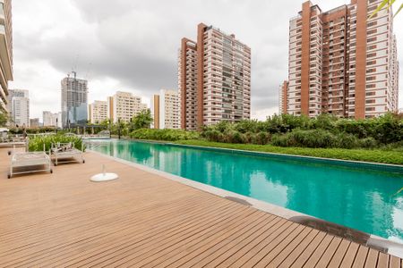 Studio para alugar com 44m², 1 quarto e 1 vagaPiscina