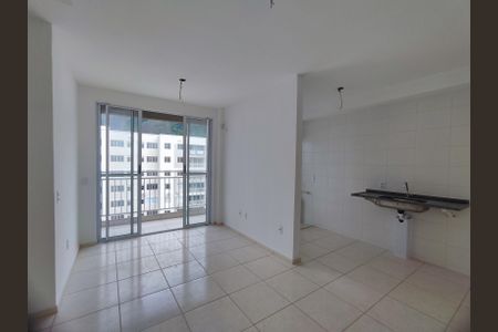 Sala de apartamento para alugar com 1 quarto, 52m² em Barra Olímpica, Rio de Janeiro