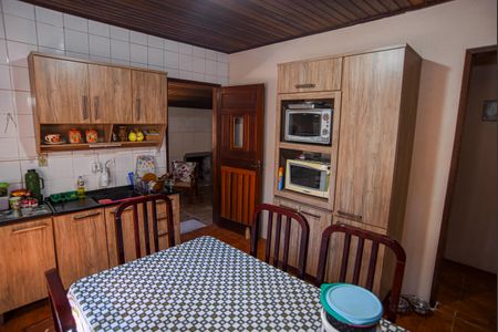Cozinha de casa de condomínio para alugar com 2 quartos, 65m² em Tarumã, Viamão