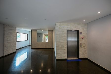 Apartamento para alugar com 102m², 3 quartos e 2 vagasHall Social