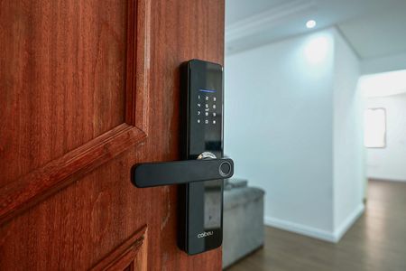 Fechadura Eletrônica de apartamento para alugar com 3 quartos, 102m² em Chácara Agrindus, Taboão da Serra