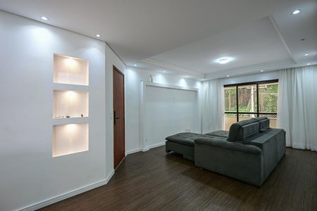 Sala de apartamento para alugar com 3 quartos, 102m² em Chácara Agrindus, Taboão da Serra