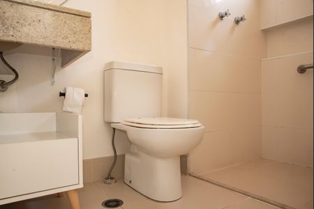 Apartamento para alugar com 72m², 1 quarto e 2 vagasBanheiro da Suíte