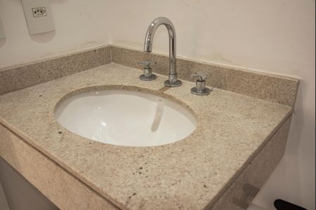 Apartamento para alugar com 72m², 1 quarto e 2 vagasBanheiro