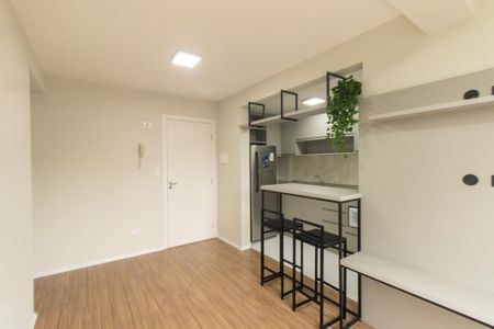 Sala de apartamento para alugar com 1 quarto, 46m² em Portão, Curitiba