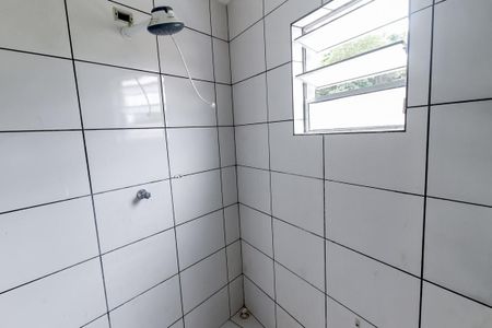 Banheiro - chuveiro de casa para alugar com 1 quarto, 30m² em Jardim Maria Rosa, Taboão da Serra