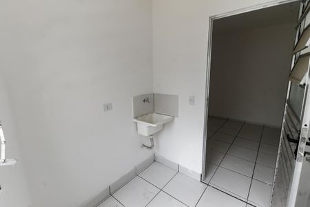 Casa para alugar com 30m², 1 quarto e sem vagaDetalhe da area de serviço