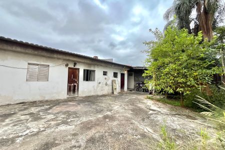 Casa à venda com 600m², 4 quartos e 10 vagasQuintal