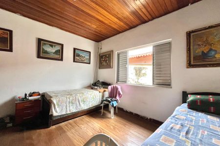 Casa à venda com 600m², 4 quartos e 10 vagasQuarto 2