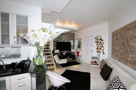 Studio à venda com 76m², 1 quarto e 1 vagaSala