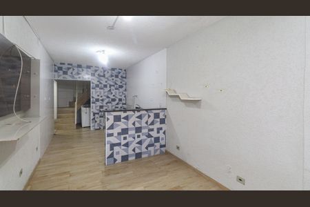 Sala de casa para alugar com 2 quartos, 70m² em Vila Nova Carolina, São Paulo