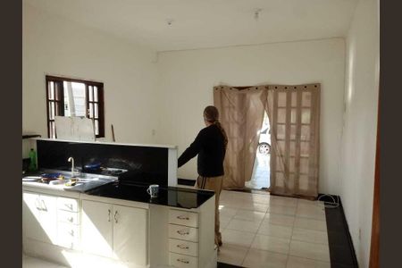 Casa para alugar com 1 quarto, 70m² em Botujuru, Mogi das Cruzes