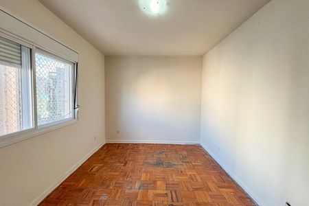 Apartamento para alugar com 174m², 3 quartos e sem vaga