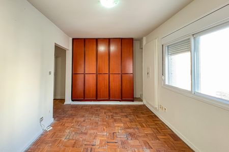 Apartamento para alugar com 174m², 3 quartos e sem vaga