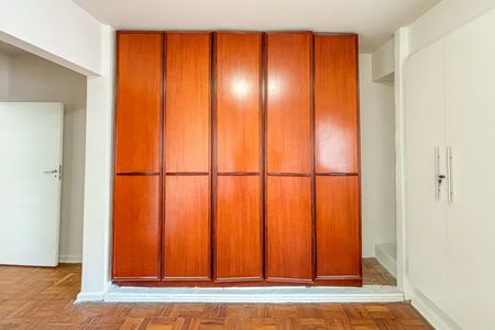 Apartamento para alugar com 174m², 3 quartos e sem vaga