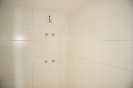 Banheiro de kitnet/studio à venda com 1 quarto, 26m² em Vila Clementino, São Paulo