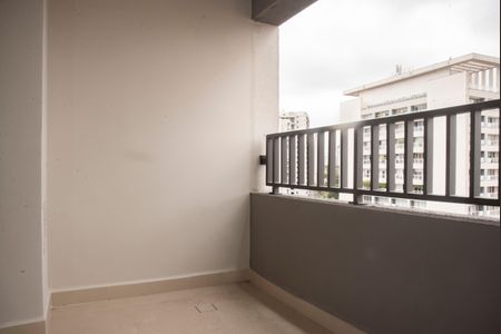 Varanda de kitnet/studio à venda com 1 quarto, 26m² em Vila Clementino, São Paulo