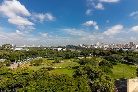 Apartamento para alugar com 34m², 2 quartos e sem vagaSala e Quartos - Vista