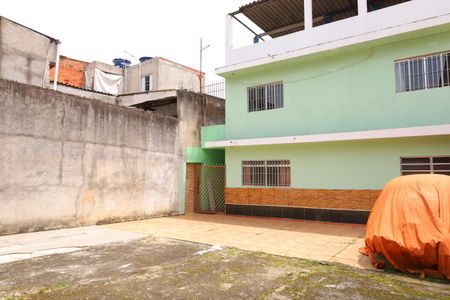 Casa para alugar com 40m², 3 quartos e 1 vagaQuintal e garagem