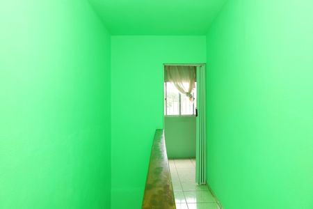 Casa para alugar com 40m², 3 quartos e 1 vagaEspaço entre quartos